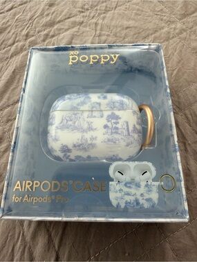 Poppy Blue Toile AirPods Pro Case with Gold Clip